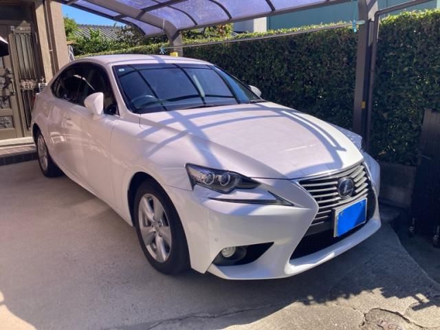 LEXUS IS300h